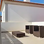 Do Golfe - Private Pool, Modern Charm *